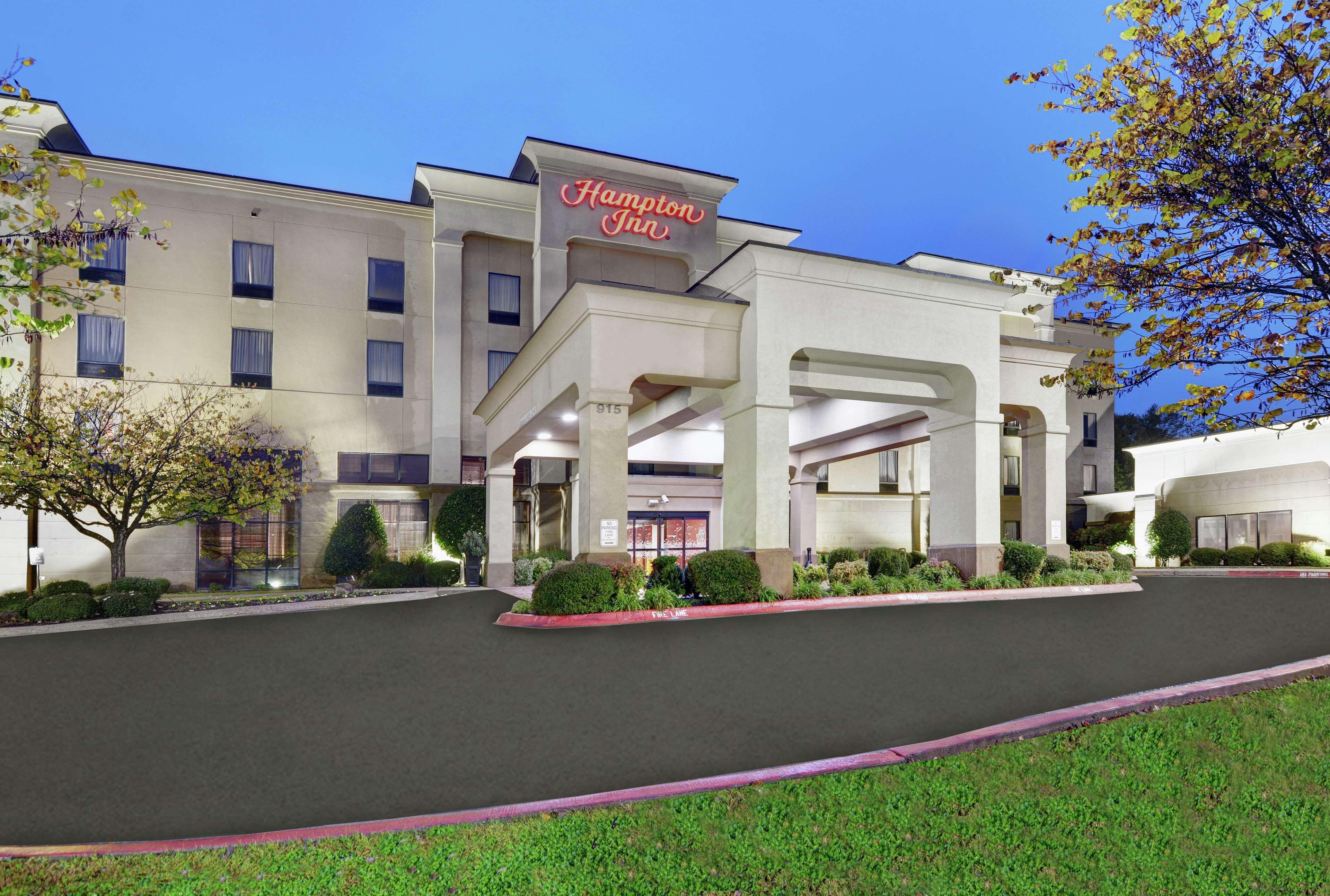 Hampton Inn Fayetteville Exteriör bild
