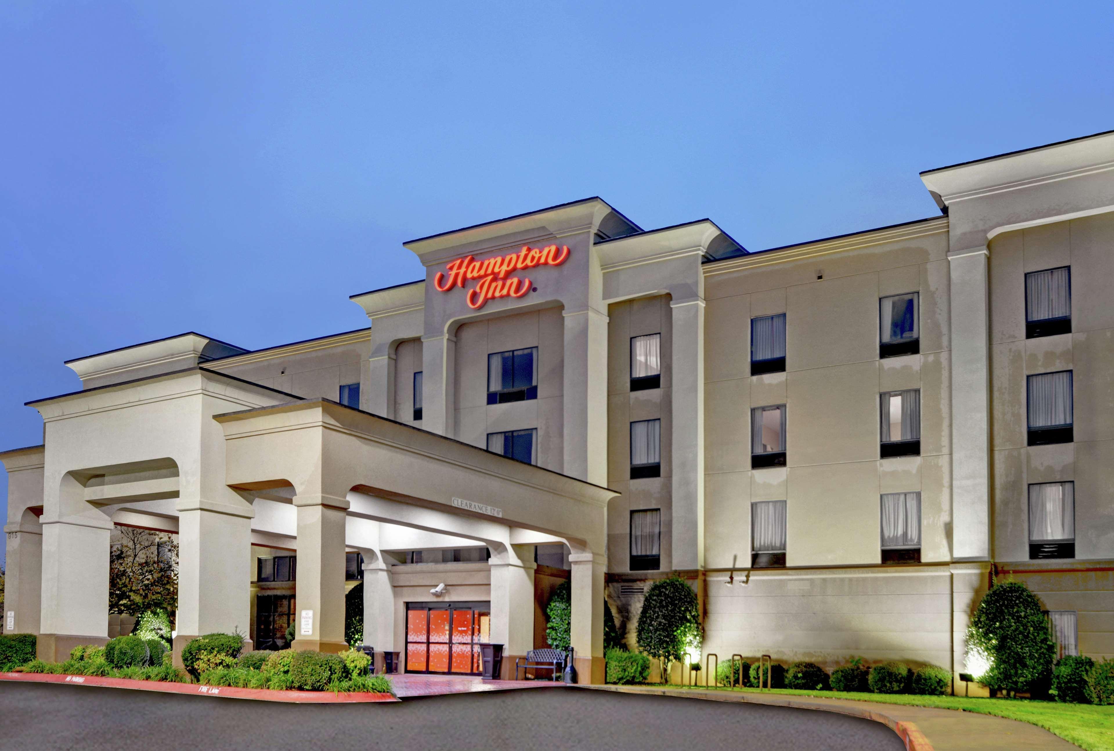Hampton Inn Fayetteville Exteriör bild