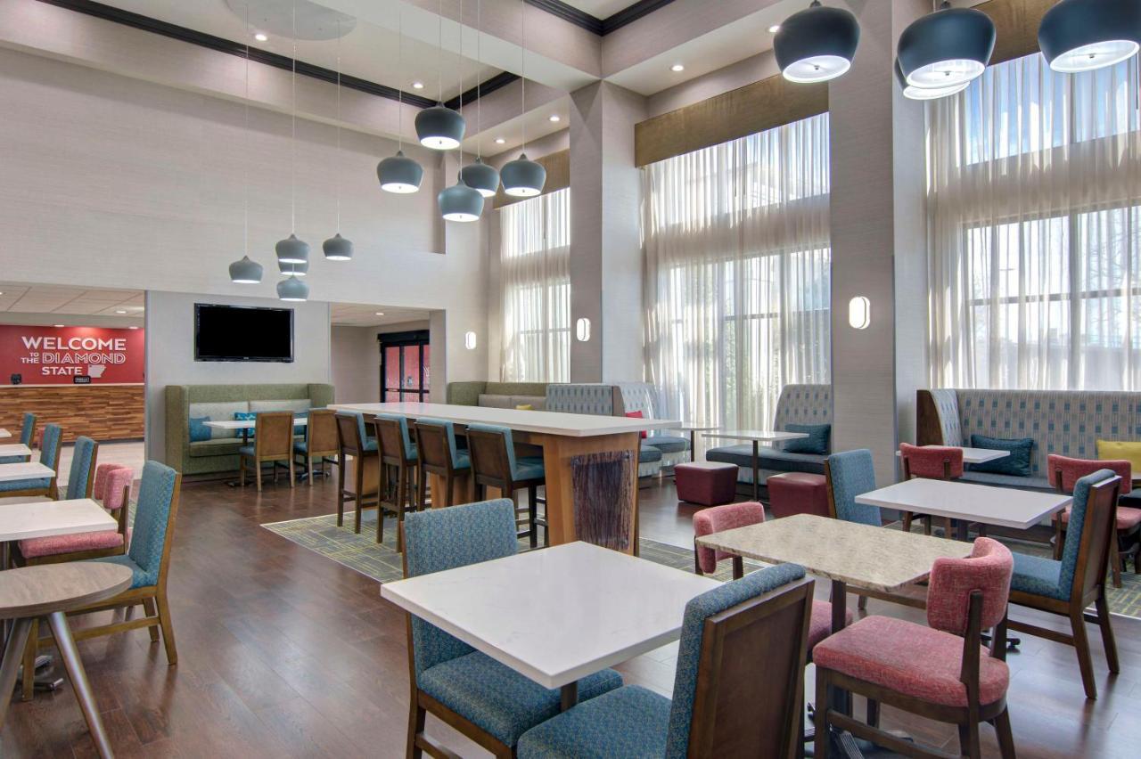 Hampton Inn Fayetteville Exteriör bild